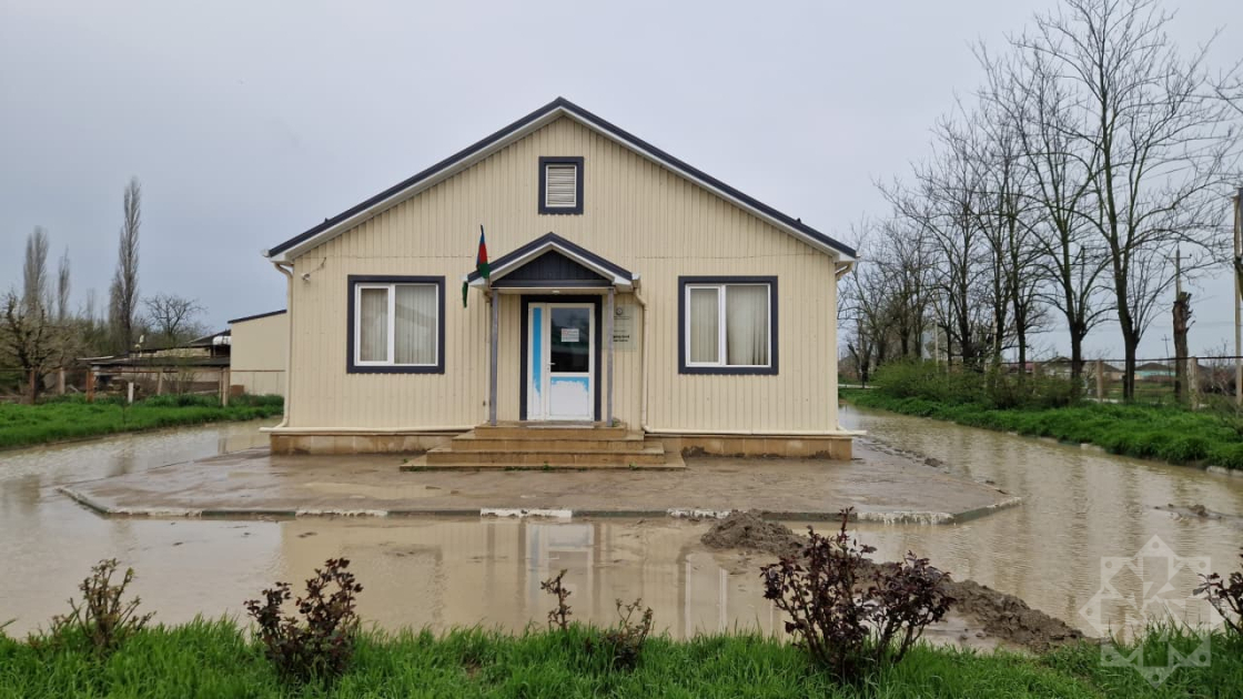 Selə görə bəzi məktəblərdə dərslər təxirə salınıb