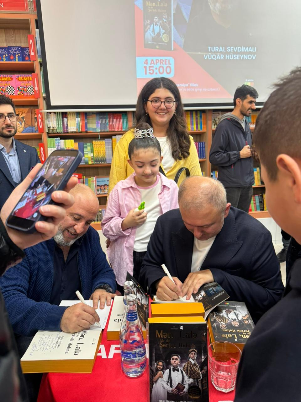 Azərbaycanda ilk uşaq serialı kitab oldu