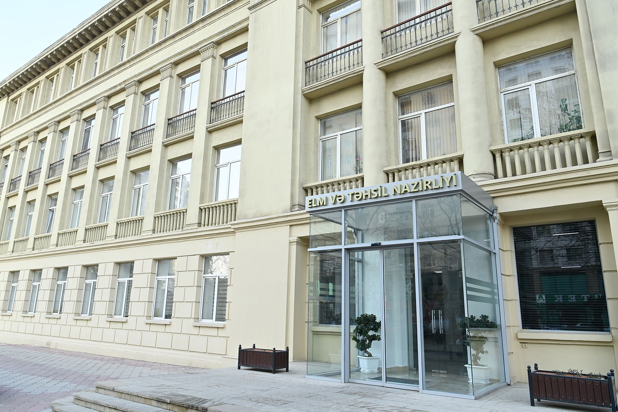 Həsən Həsənlinin Şamaxıdakı vətəndaş qəbulunun vaxtı dəyişdirilib