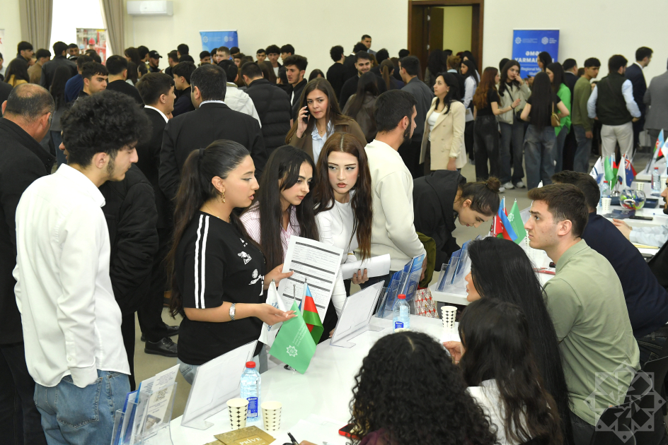Peşə təhsili müəssisələrinin məzunları üçün əmək yarmarkası keçirilib