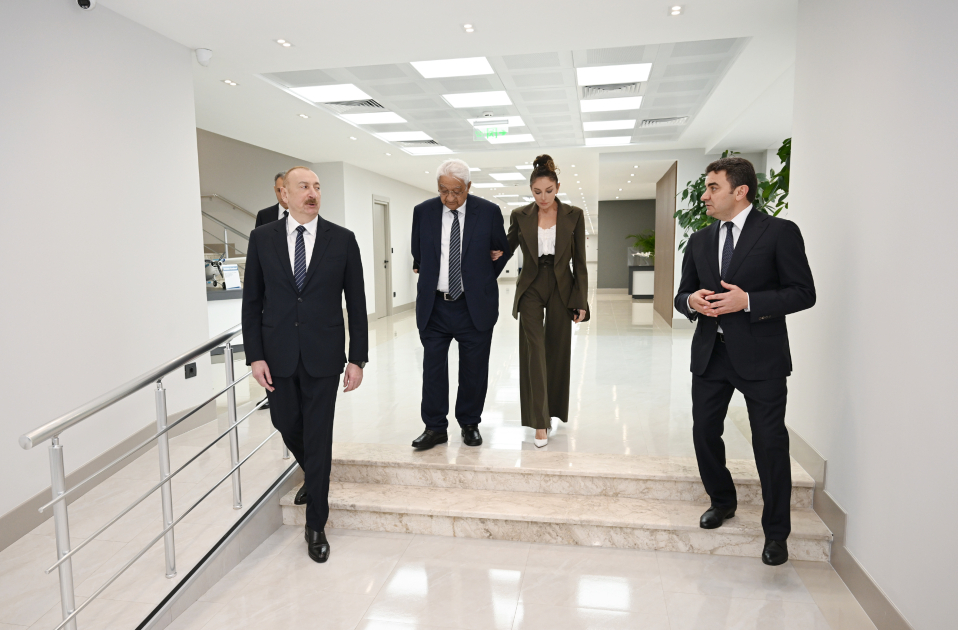 Prezident İlham Əliyev Milli Aviasiya Akademiyasında Beynəlxalq Təlim Mərkəzinin açılışında iştirak edib