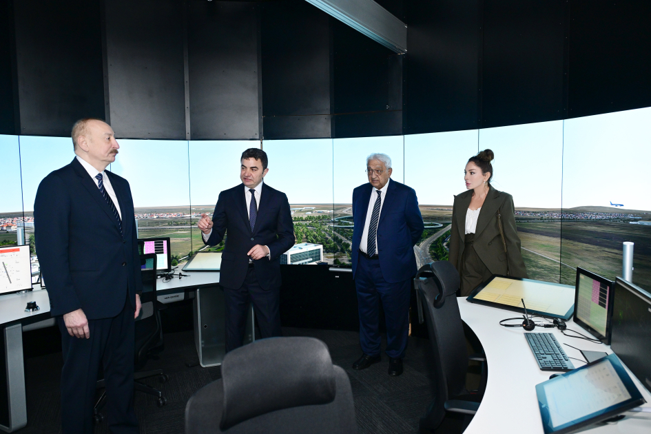 Prezident İlham Əliyev Milli Aviasiya Akademiyasında Beynəlxalq Təlim Mərkəzinin açılışında iştirak edib