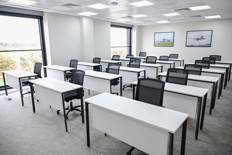 Prezident İlham Əliyev Milli Aviasiya Akademiyasında Beynəlxalq Təlim Mərkəzinin açılışında iştirak edib