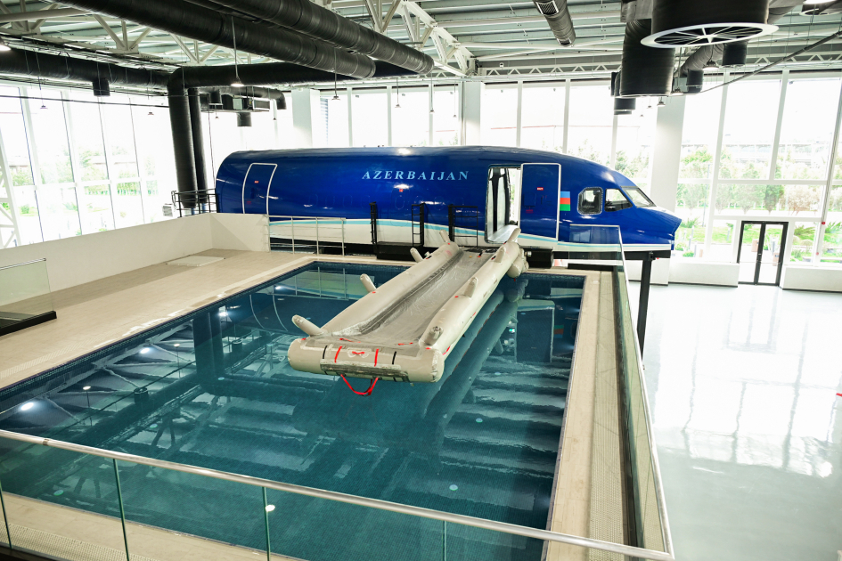 Prezident İlham Əliyev Milli Aviasiya Akademiyasında Beynəlxalq Təlim Mərkəzinin açılışında iştirak edib