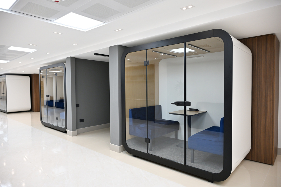 Prezident İlham Əliyev Milli Aviasiya Akademiyasında Beynəlxalq Təlim Mərkəzinin açılışında iştirak edib