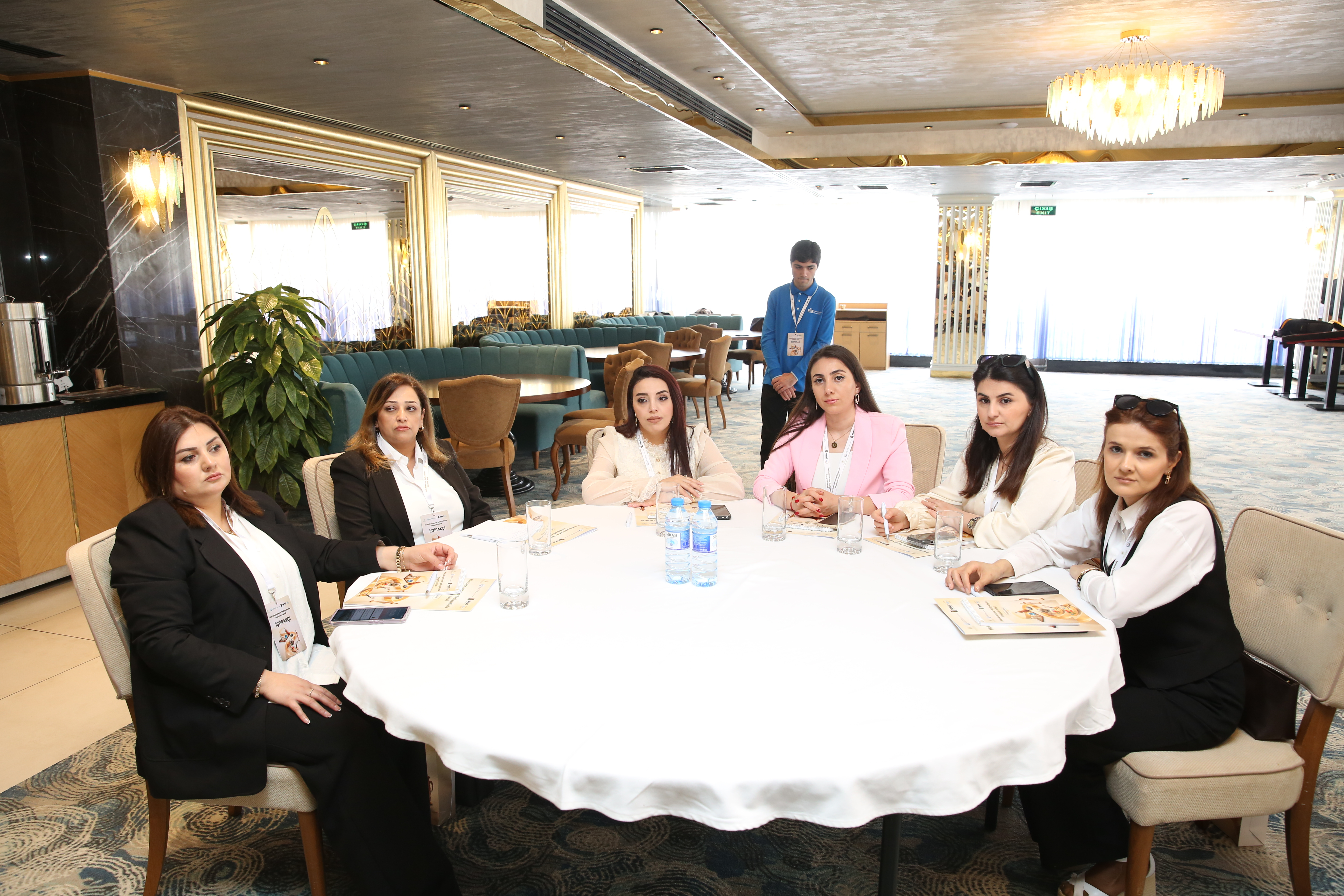 Müəllimlər üçün təşkil olunan düşərgənin açılış mərasimi keçirilib