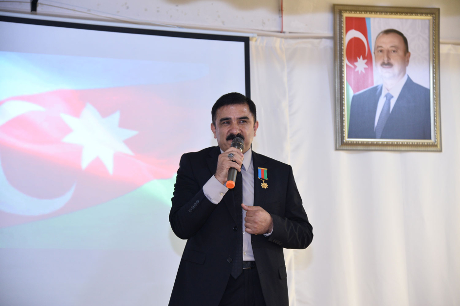 Milli Qəhrəman “Məktəbdə...” layihəsinin qonağı olub