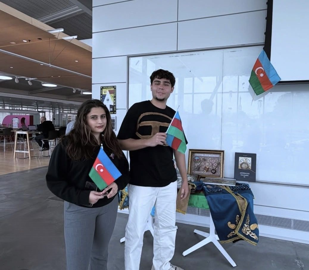 İllinoys Universitetində Azərbaycan mədəniyyəti tanıdılıb