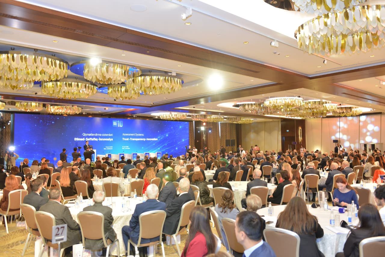 DİM-in 10 illiyinə həsr olunmuş beynəlxalq konfrans keçirilib 