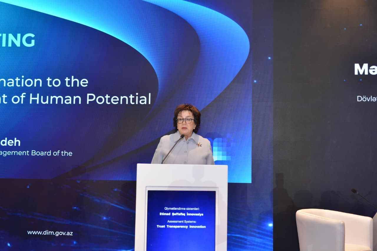 DİM-in 10 illiyinə həsr olunmuş beynəlxalq konfrans keçirilib 