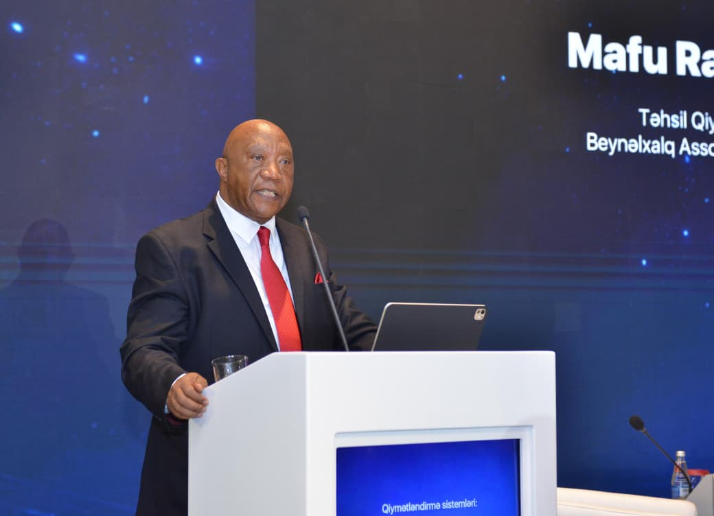 DİM-in 10 illiyinə həsr olunmuş beynəlxalq konfrans keçirilib 