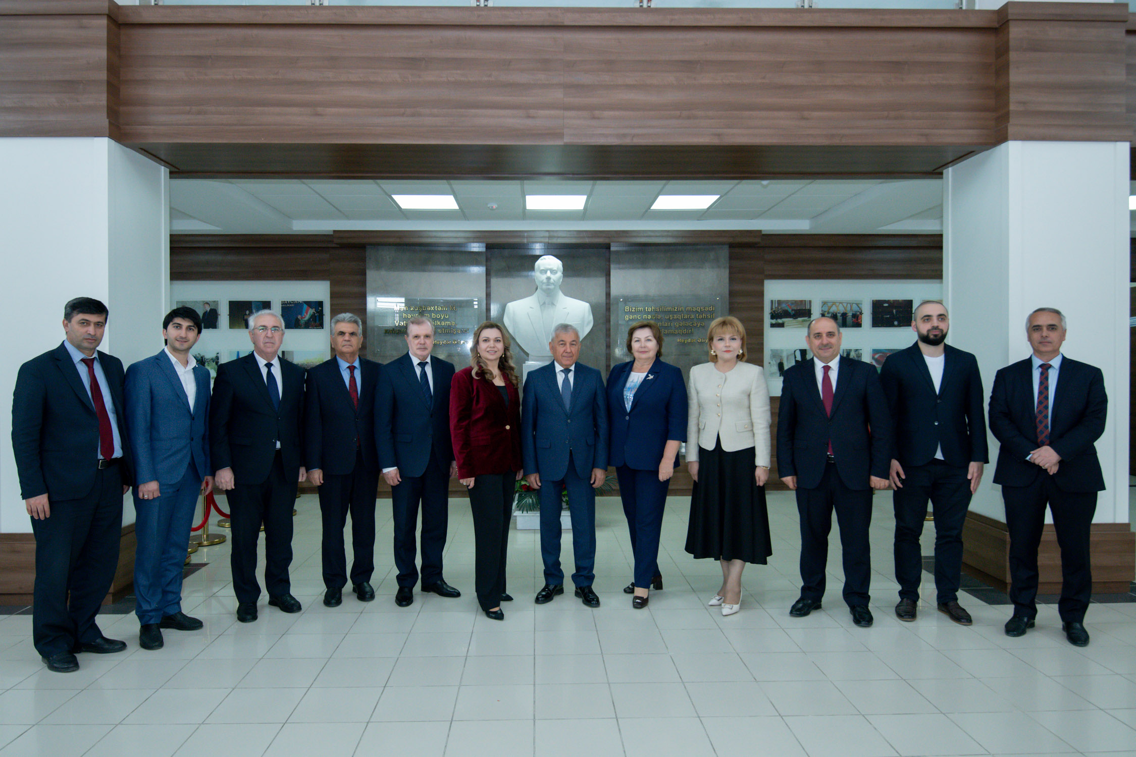 BMU-ya 6 ixtisas üzrə beynəlxalq akkreditasiya sertifikatları təqdim olunub