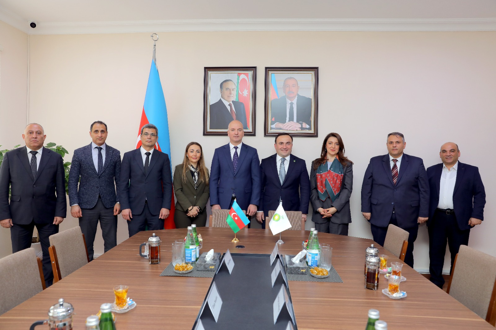 Naxçıvan Təhsil Nazirliyi ilə bp arasında əməkdaşlıq sazişi imzalanıb