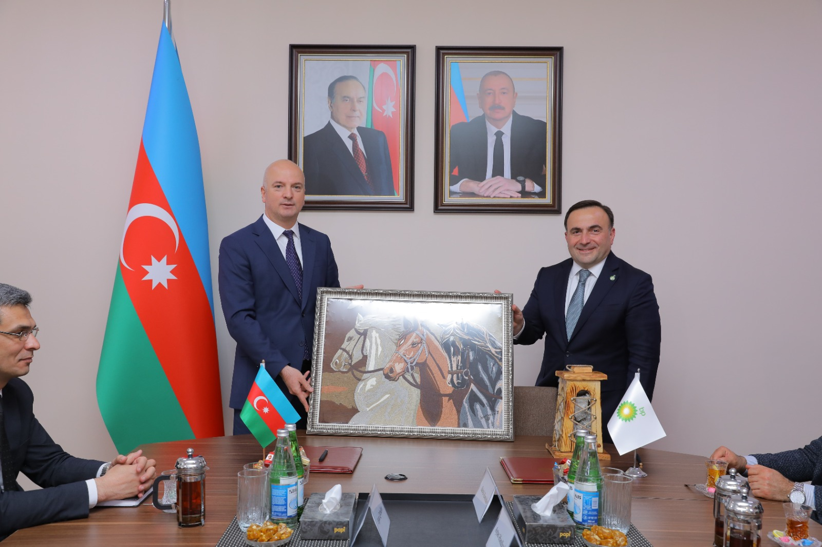 Naxçıvan Təhsil Nazirliyi ilə bp arasında əməkdaşlıq sazişi imzalanıb