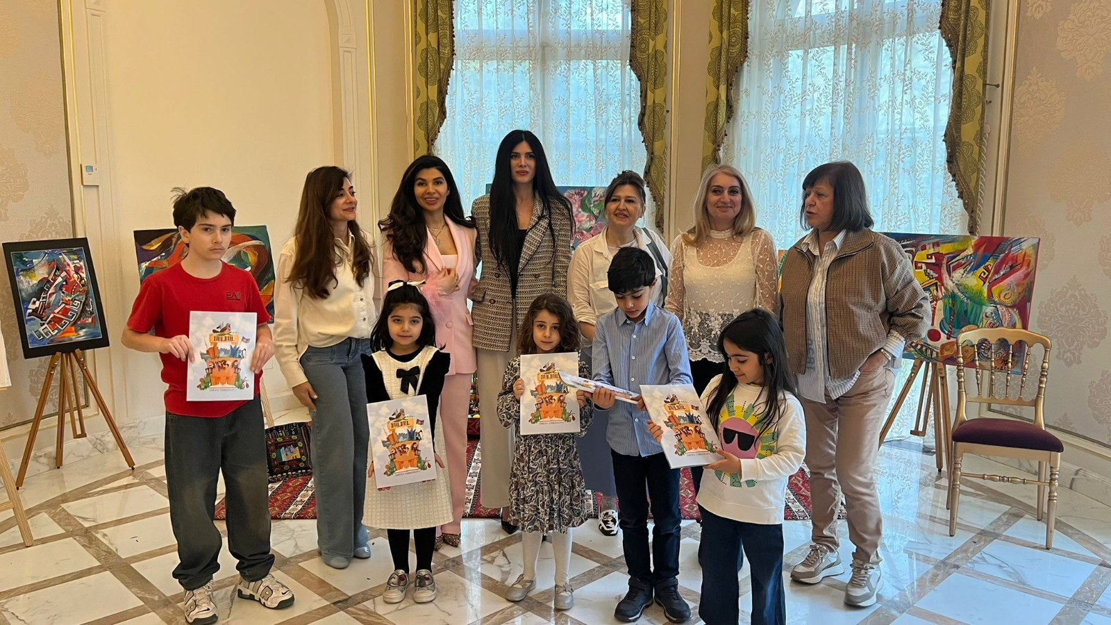 Parisdə Azərbaycan məktəbində “Bülbül” kitabının təqdimatı olub