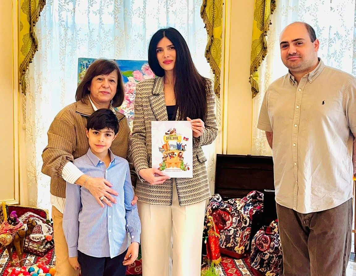 Parisdə Azərbaycan məktəbində “Bülbül” kitabının təqdimatı olub