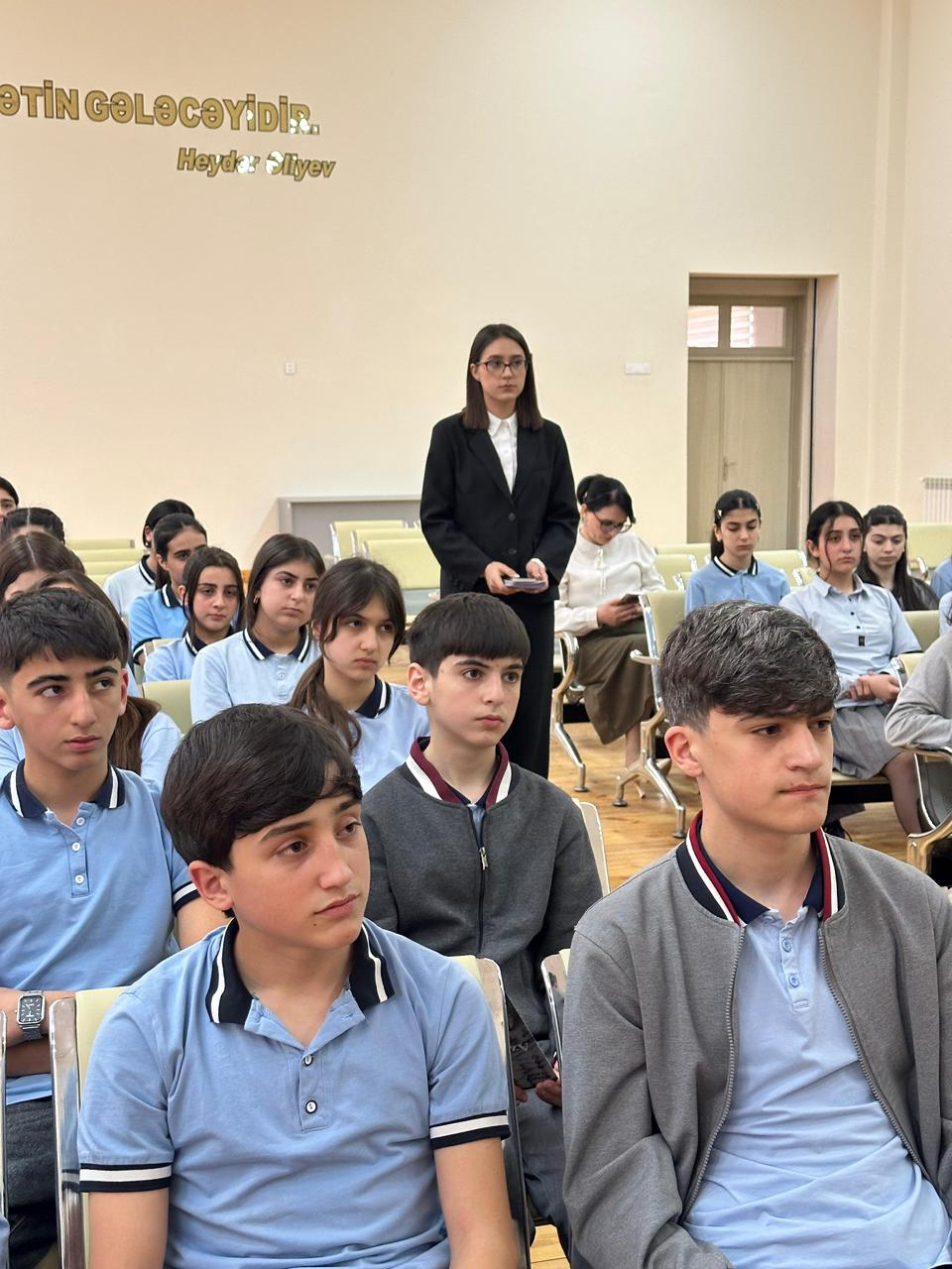 Maliyyə-İqtisad Kolleci şagirdlər üçün maarifləndirmə görüşləri keçirib