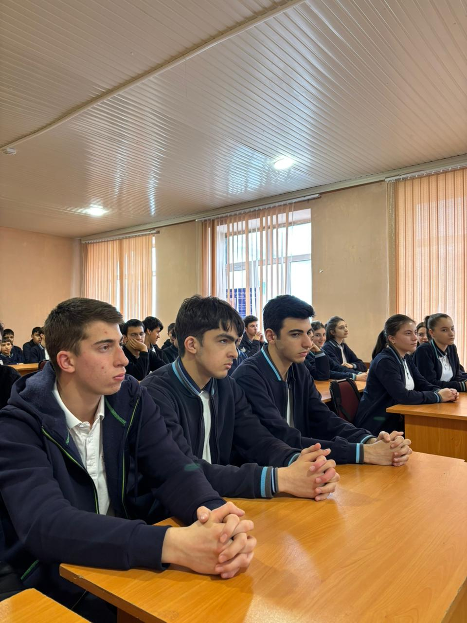 Maliyyə-İqtisad Kolleci şagirdlər üçün maarifləndirmə görüşləri keçirib