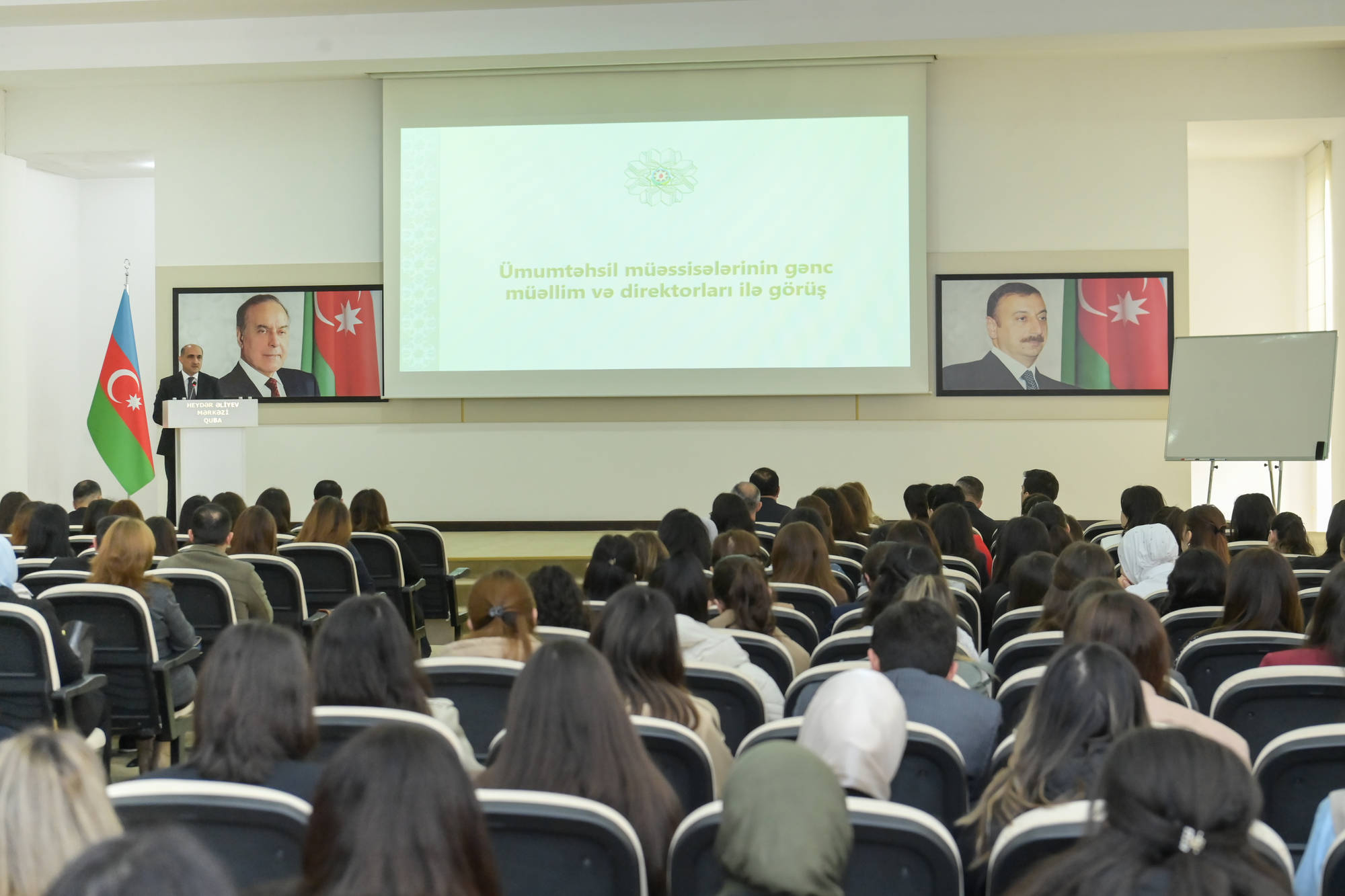 Nazir müavini Qubada pedaqoji heyətlə görüşüb