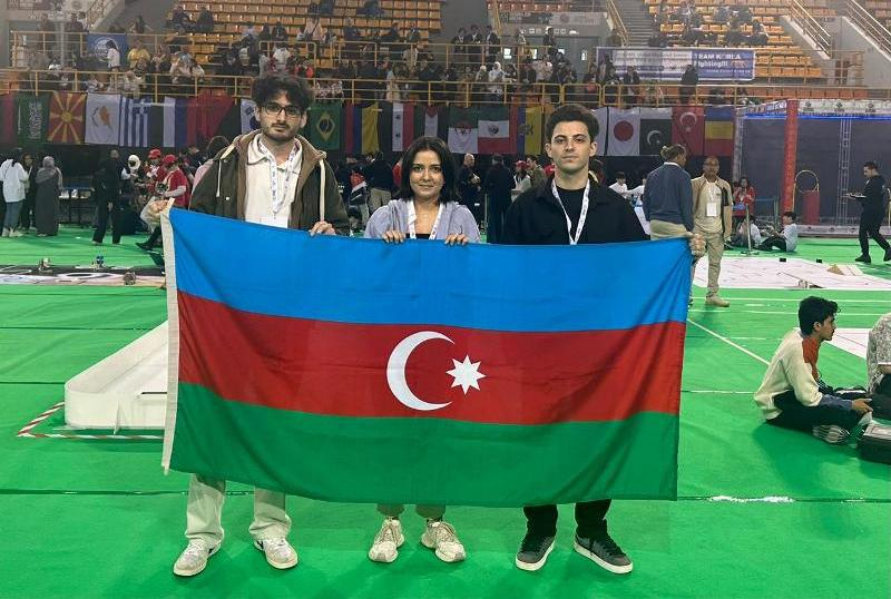 UNEC tələbəsi beynəlxalq robot yarışmasında birincilik qazanıb