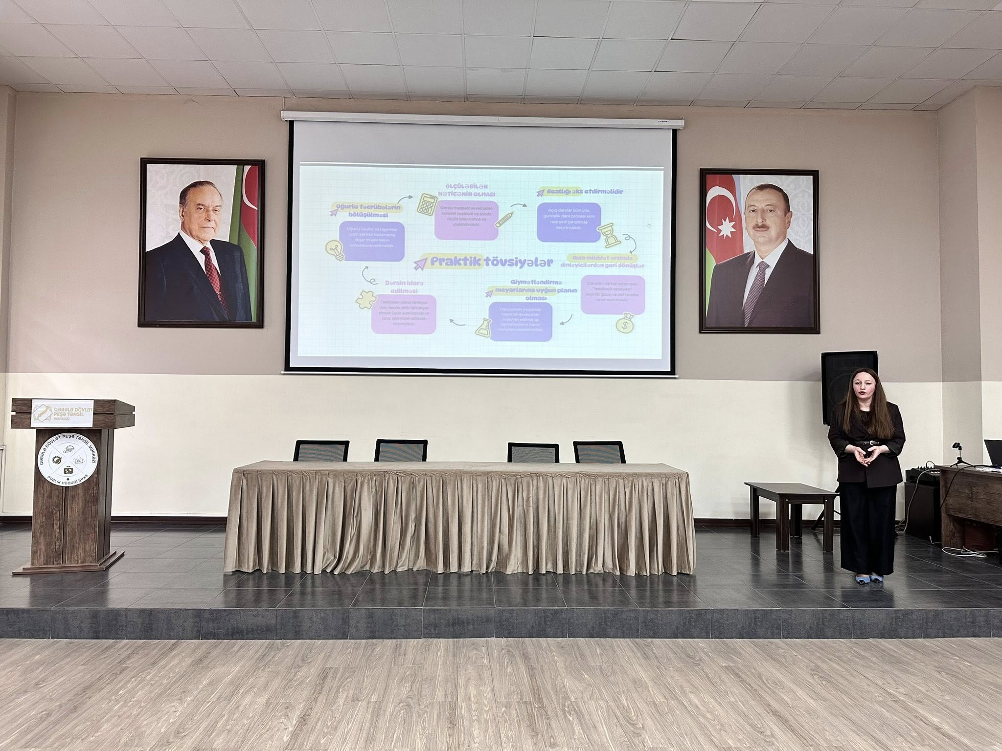 Qəbələdə "açıq dərs"lərin keyfiyyəti müzakirə olunub