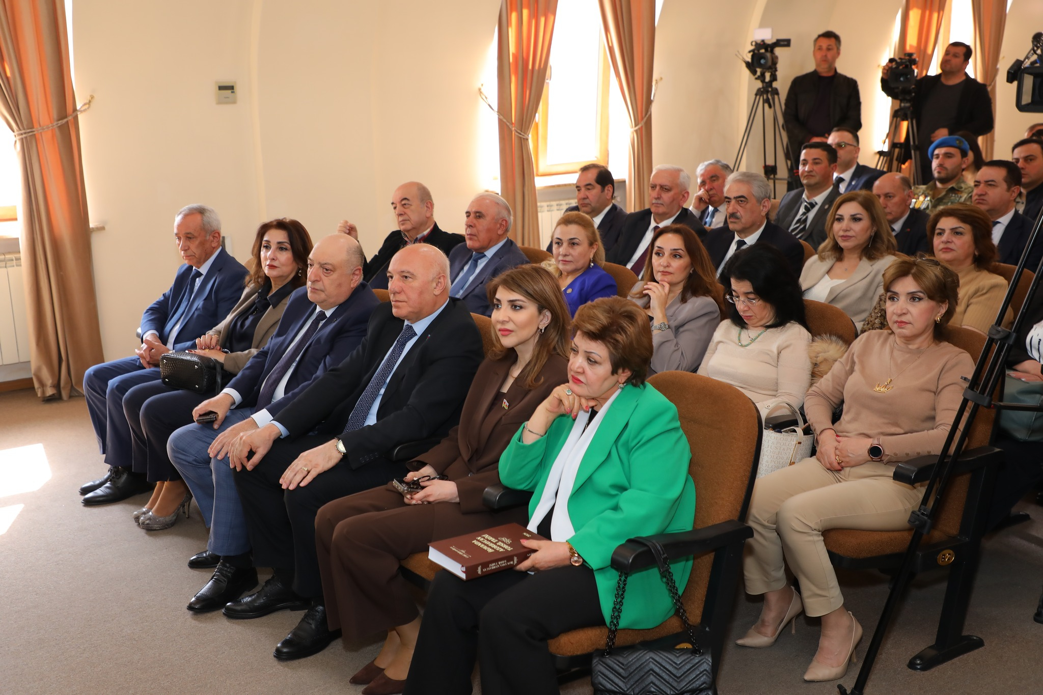 “İrəvanda Azərbaycan təhsil tarixi” adlı monoqrafiyanın təqdimatı olub