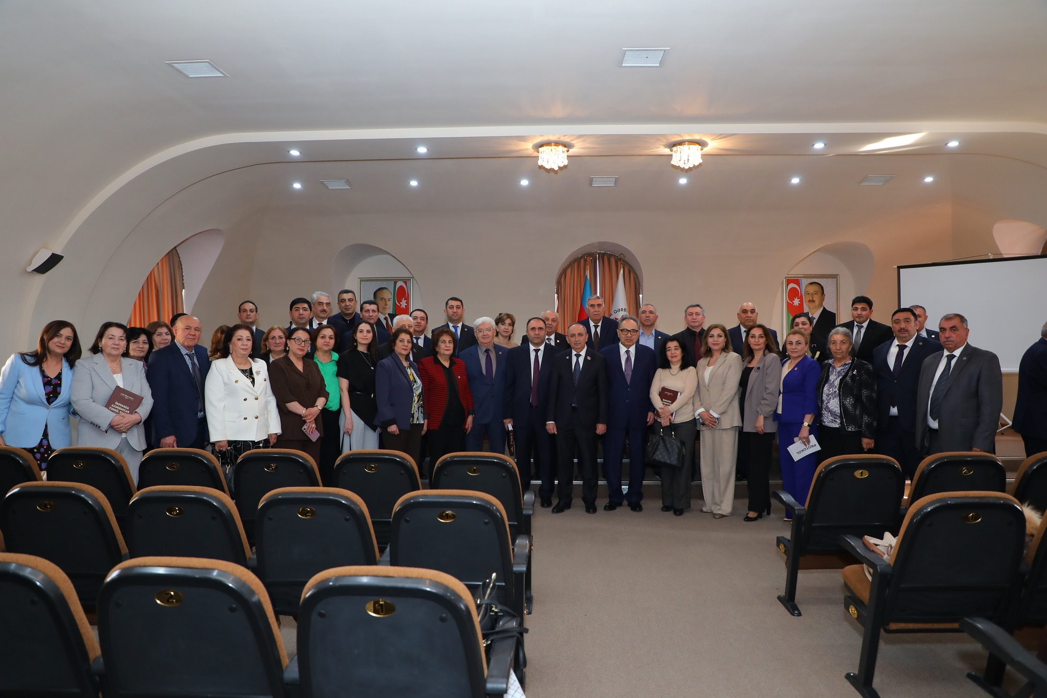 “İrəvanda Azərbaycan təhsil tarixi” adlı monoqrafiyanın təqdimatı olub