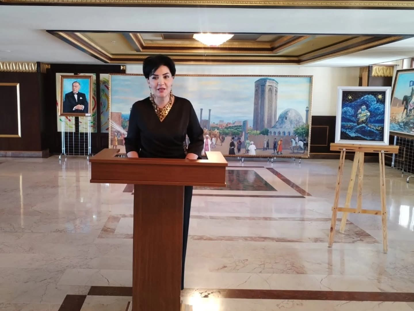 Naxçıvan Musiqi Kollecinin tələbəsinin fərdi sərgisi keçirilib