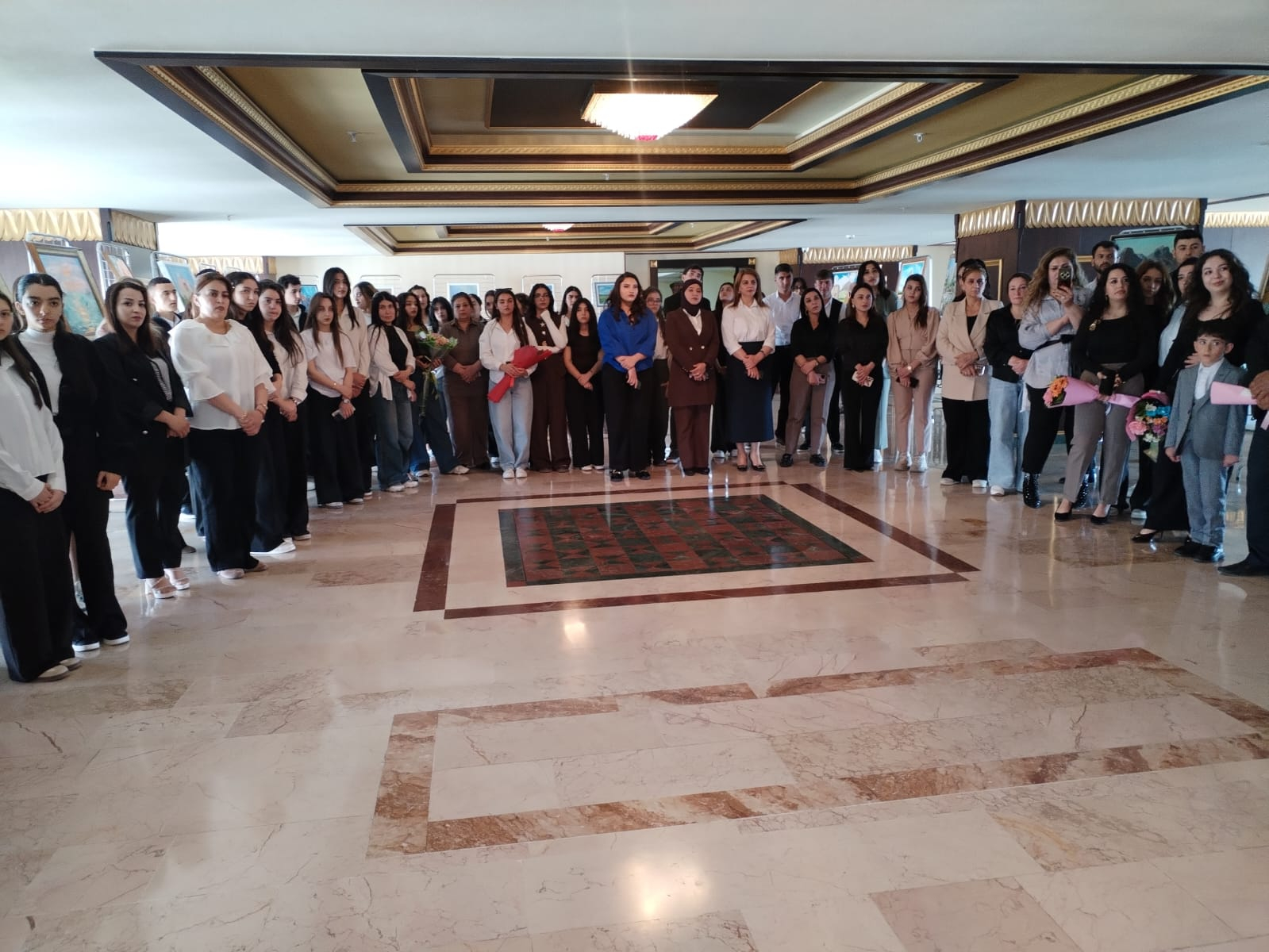 Naxçıvan Musiqi Kollecinin tələbəsinin fərdi sərgisi keçirilib