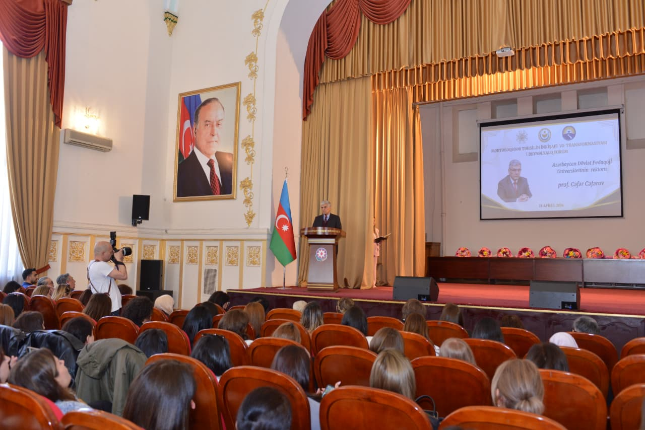 Məktəbəqədər təhsilin inkişafına həsr olunan beynəlxalq forum keçirilib