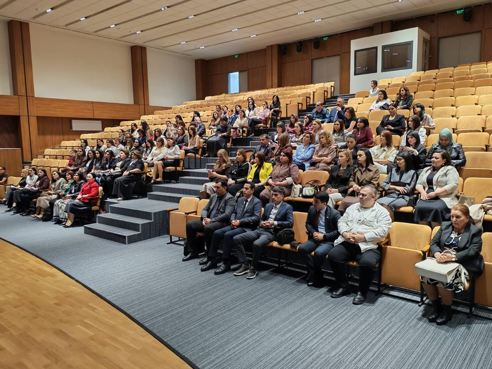 “Məktəblərarası pedaqoji təcrübə mübadiləsi” təşəbbüsünün ilk görüşü keçirilib