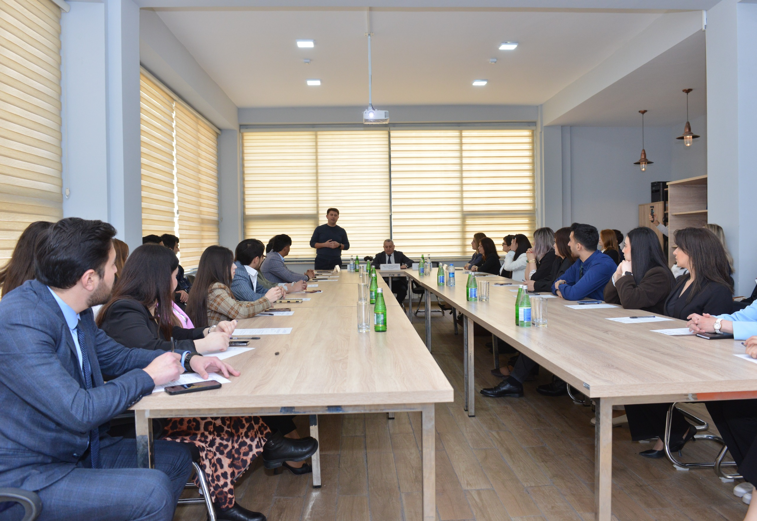 Gənc alimlər üçün “Tədqiqat Məktəbi” layihəsinin açılış tədbiri keçirilib