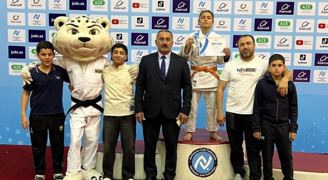 Masallı məktəblisi II oldu