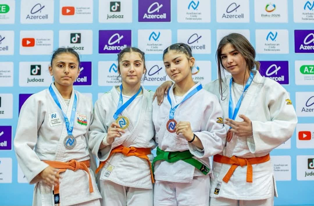 Masallı məktəblisi II oldu