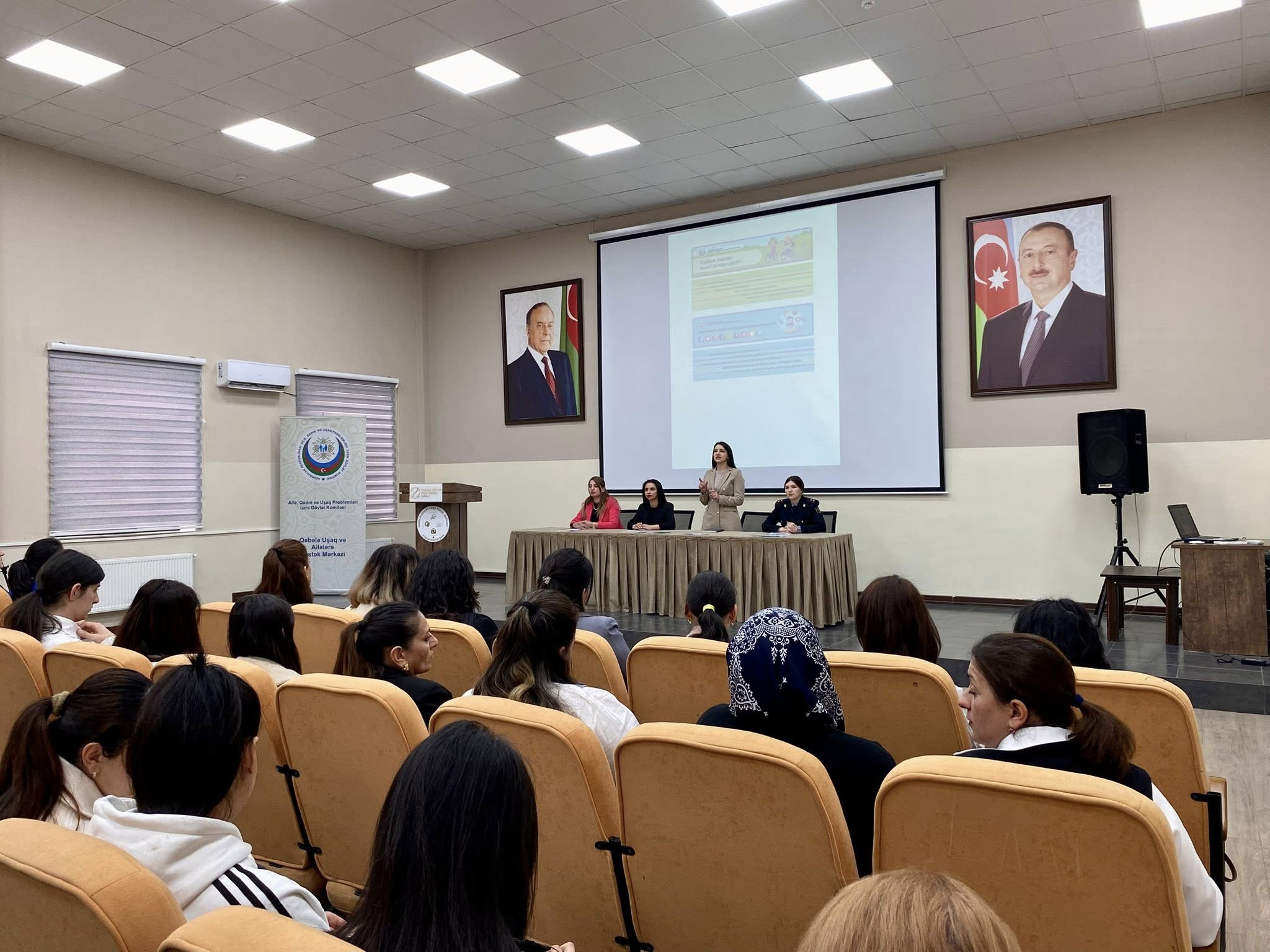 Qəbələdə valideyn və tələbələr üçün maarifləndirici görüş təşkil olunub