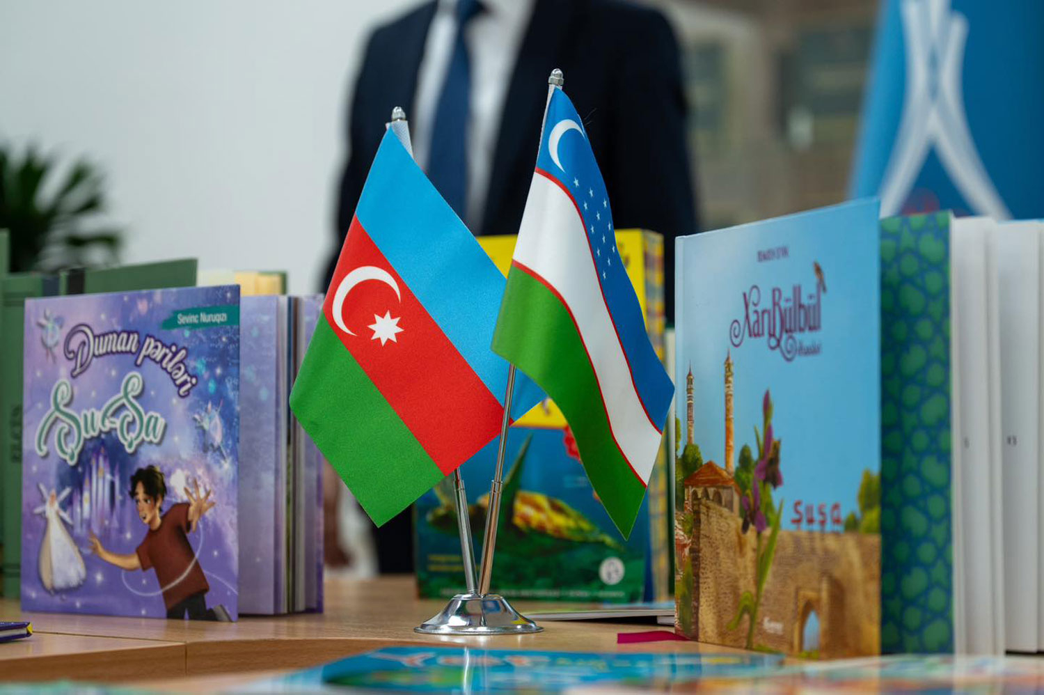 3 nömrəli UGİM-in dərnək üzvləri Özbəkistanda kitab təqdimatında iştirak ediblər