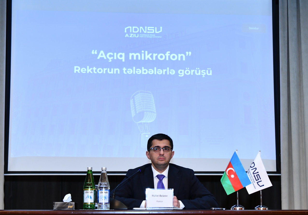 ADNSU rəhbərliyi tələbələrin suallarını cavablandırıb