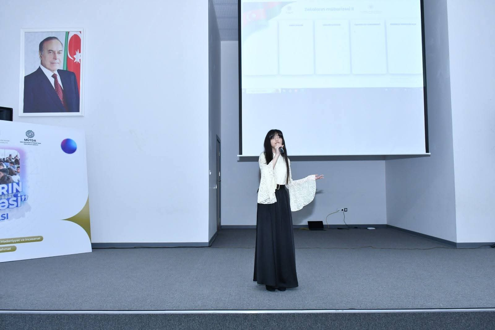 “Zəkaların mübarizəsi” olimpiadasının bilik yarışının region mərhələsi keçirilib