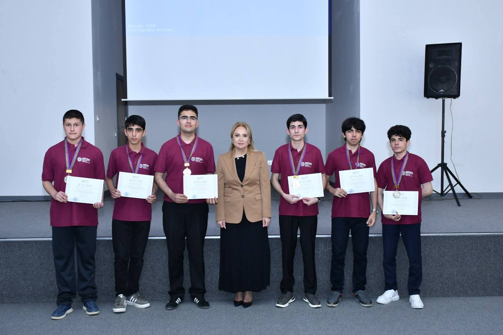 “Zəkaların mübarizəsi” olimpiadasının bilik yarışının region mərhələsi keçirilib