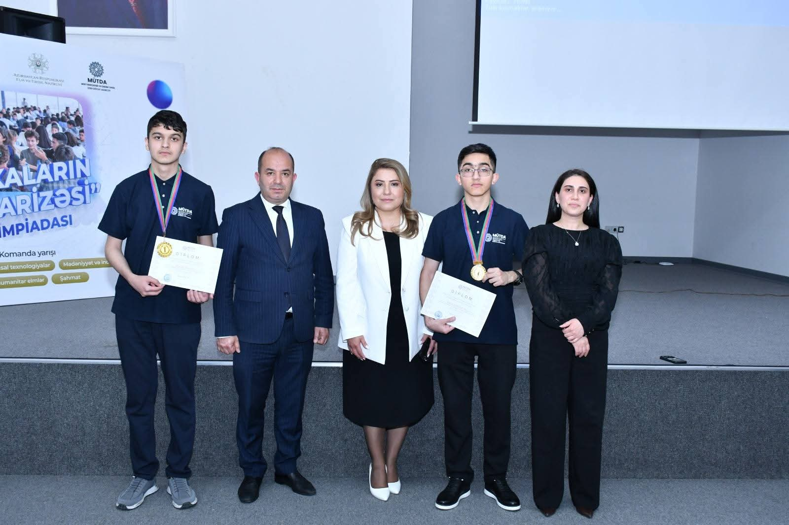 “Zəkaların mübarizəsi” olimpiadasının bilik yarışının region mərhələsi keçirilib