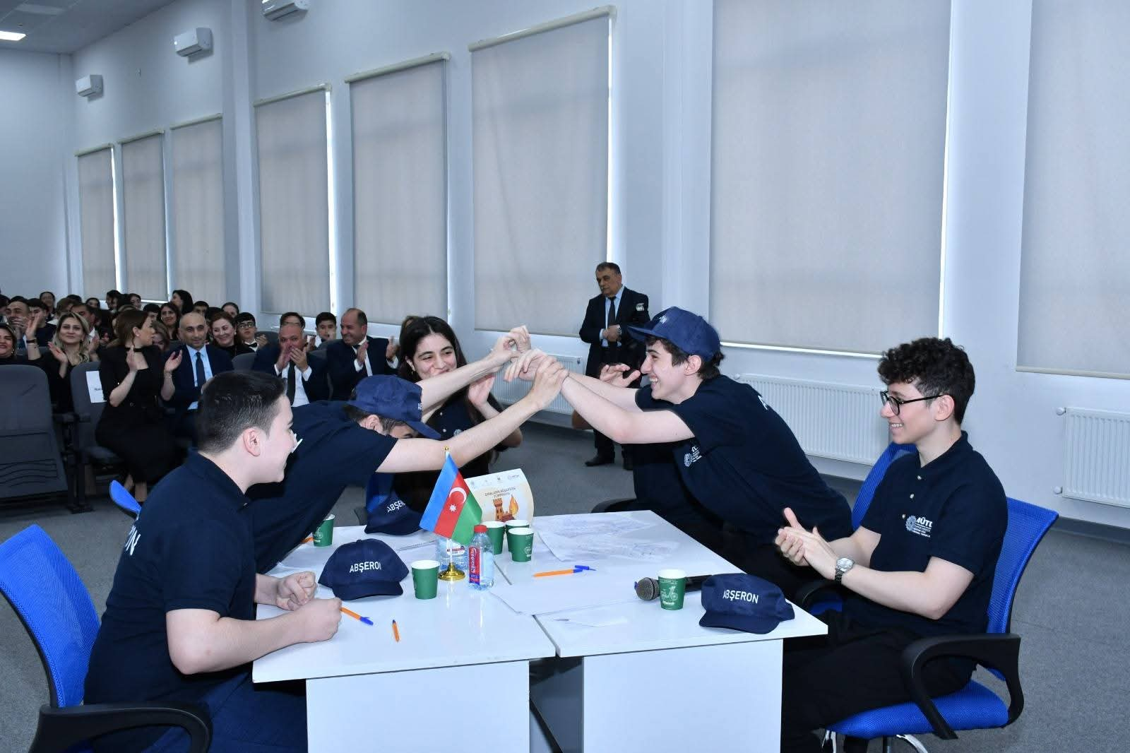 “Zəkaların mübarizəsi” olimpiadasının bilik yarışının region mərhələsi keçirilib