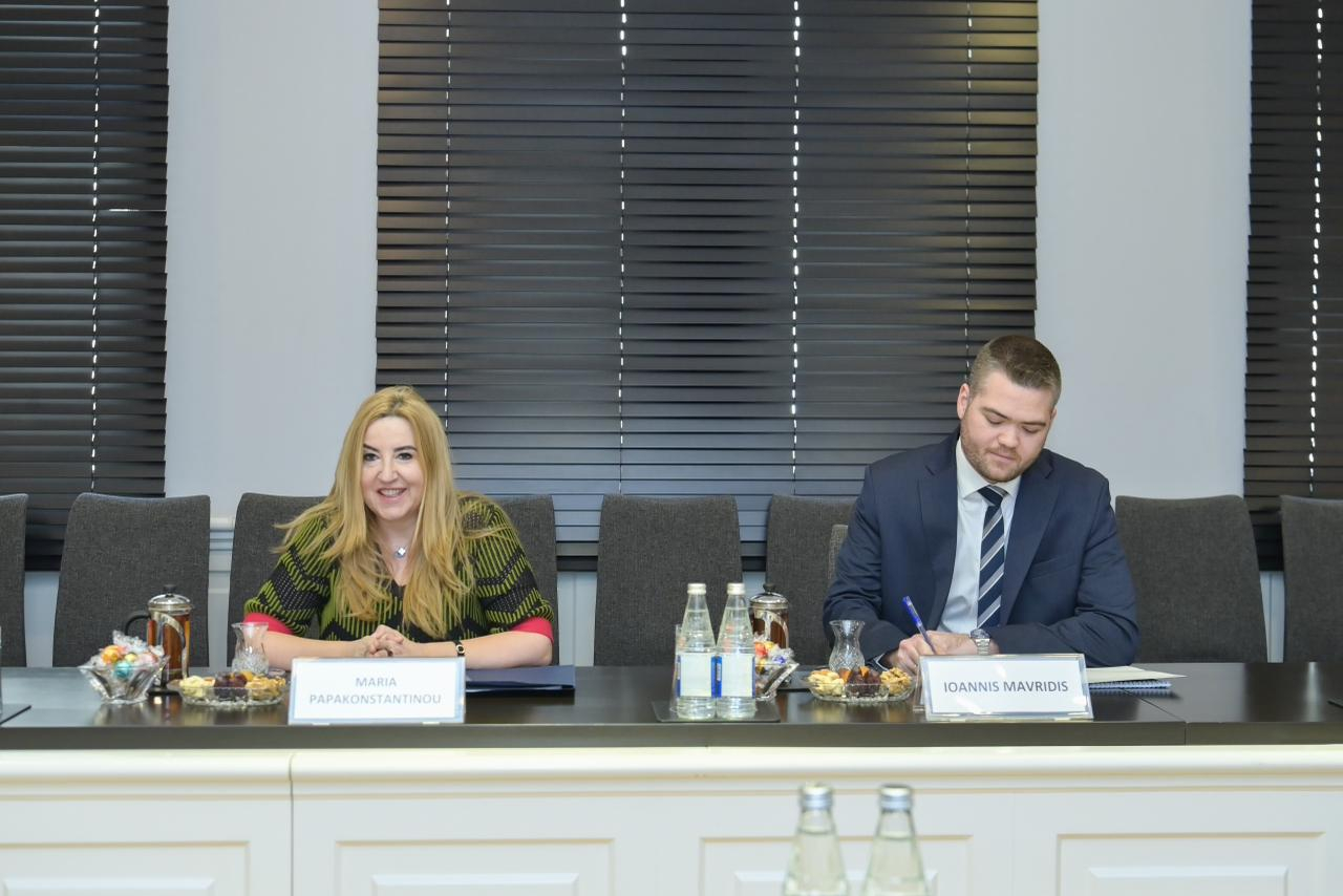 Nazir Yunanıstanın ölkəmizdəki fövqəladə və səlahiyyətli səfiri ilə görüşüb