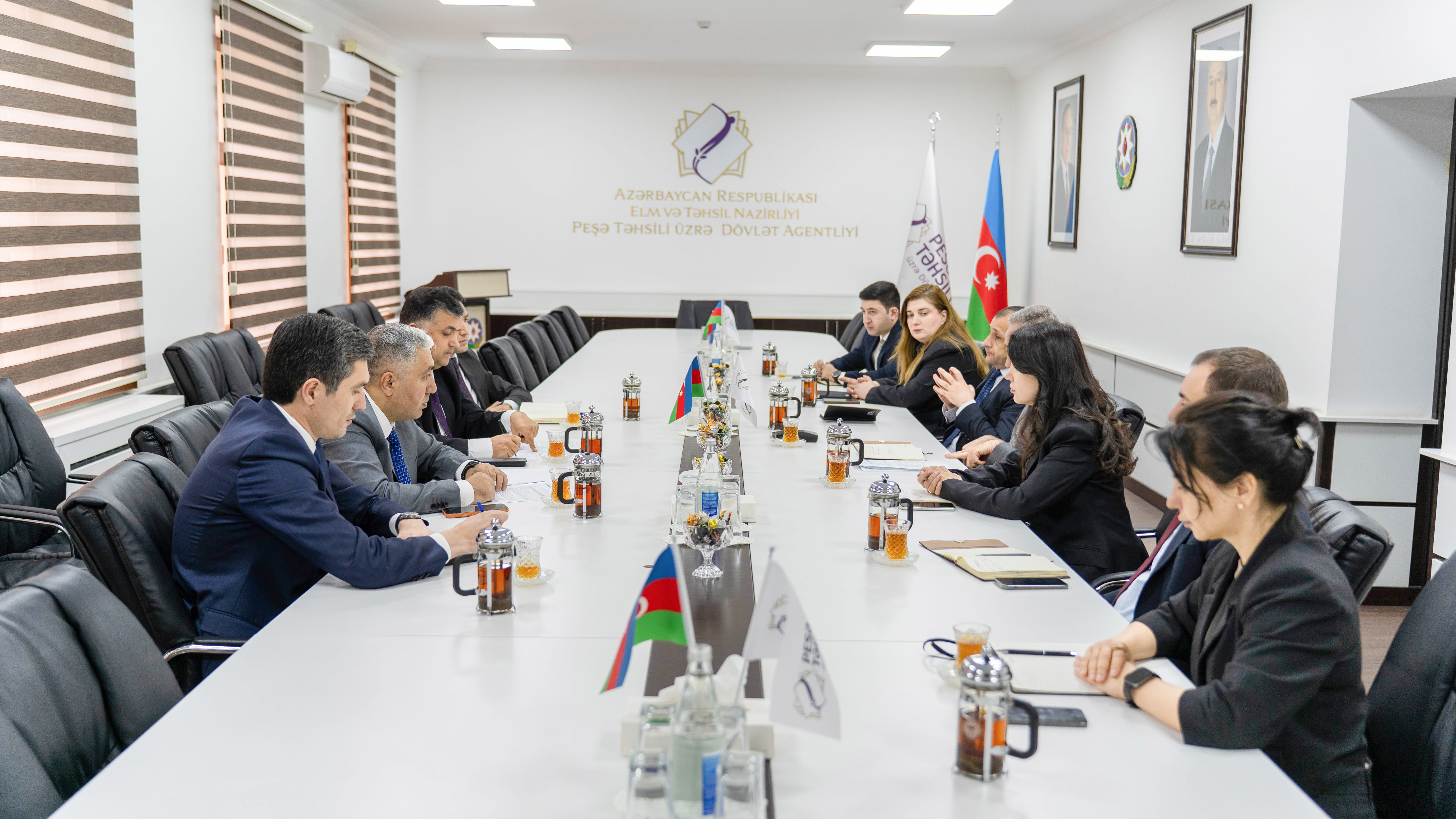 Peşə məzunlarına məşğulluq dəstəyi gücləndirilir