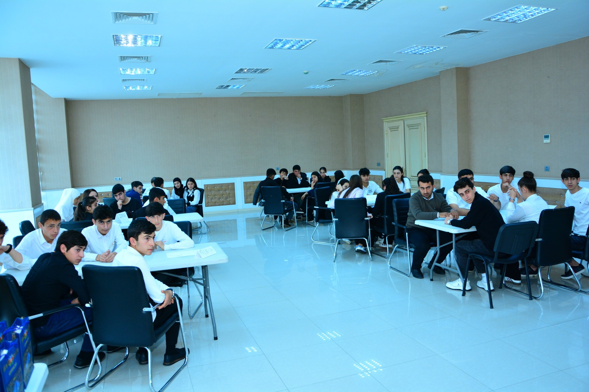 Qəbələ Dövlət Peşə Təhsil Mərkəzinin tələbələri intellektual yarışın qalibi olublar