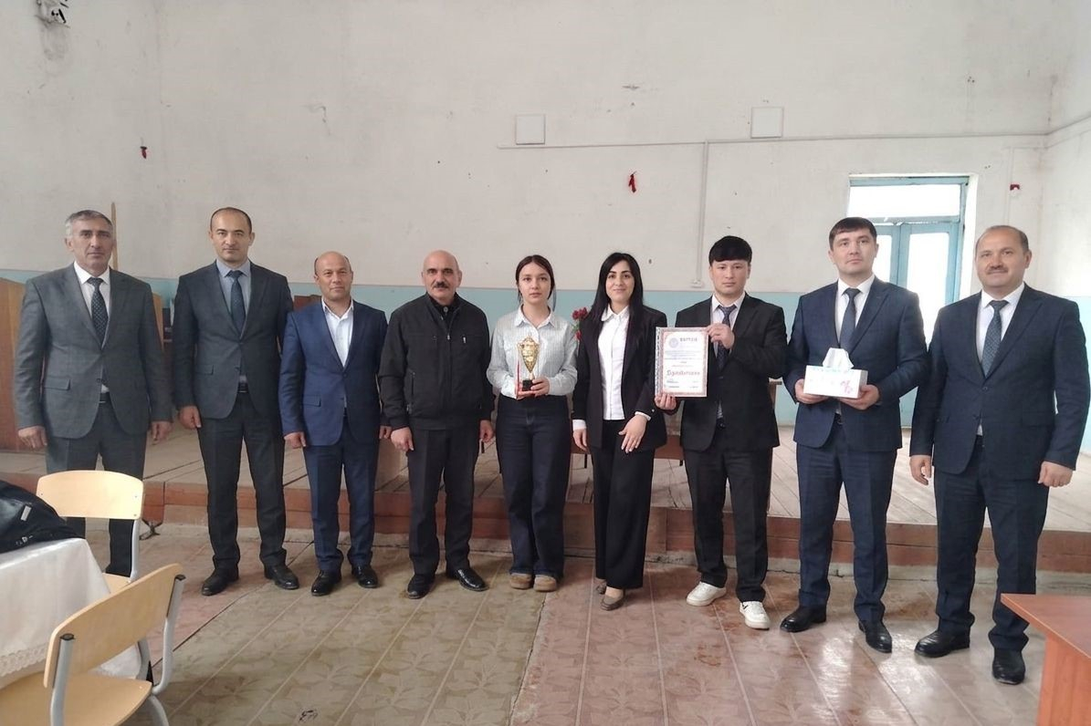 Tovuzda şagirdlər valideynləri ilə yarışırlar 