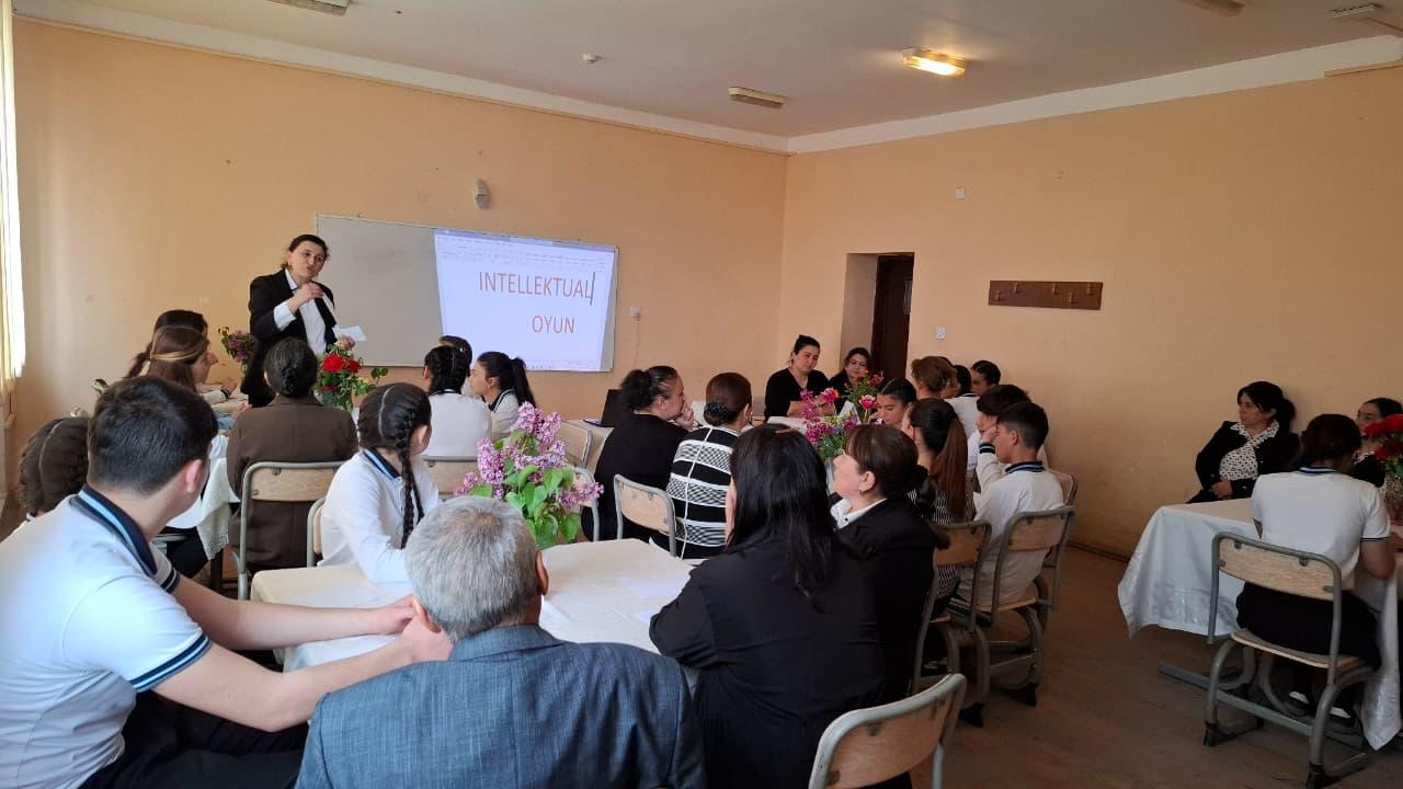 Tovuzda şagirdlər valideynləri ilə yarışırlar 