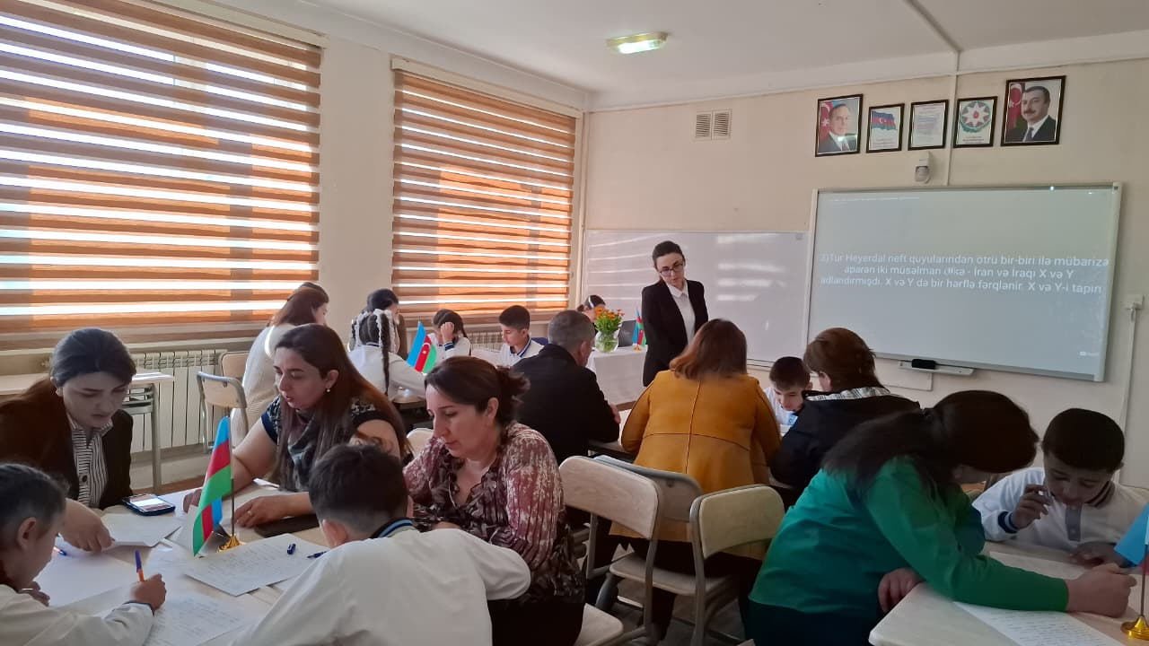 Tovuzda şagirdlər valideynləri ilə yarışırlar 