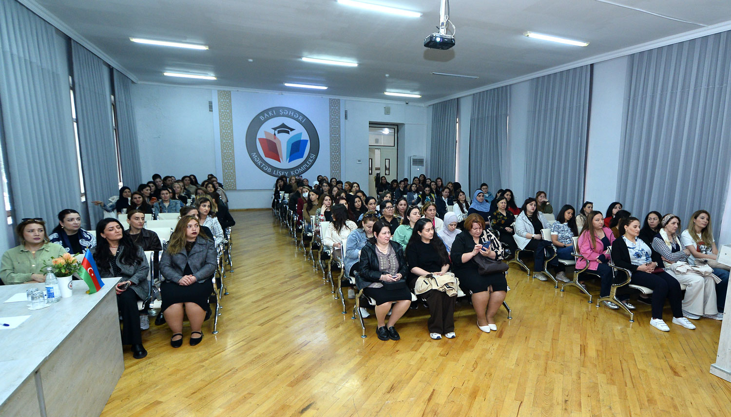 Valideyn konfranslarına start verilib