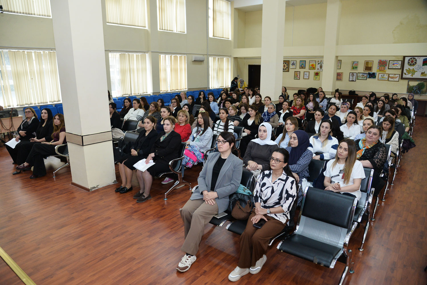 Valideyn konfranslarına start verilib