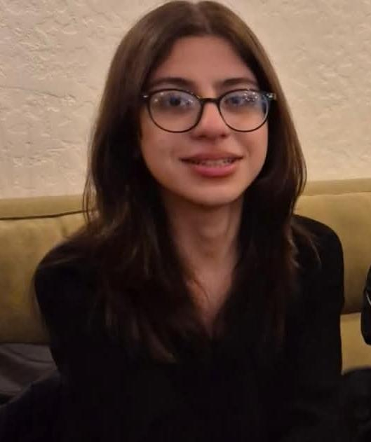 “Bazası olan hər kəs bacarar”